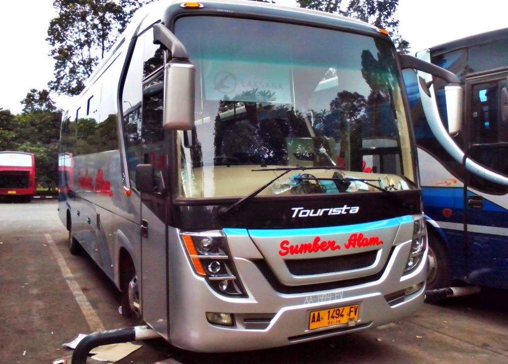 Bus Webs: PO Dewi Sri Laksana Proteus