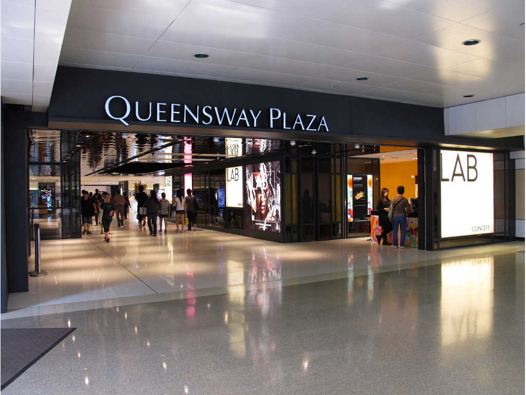 Belanja di Hong Kong Island Daerah Admiralty Queensway Plaza